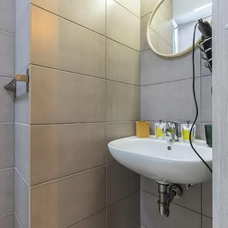 Fricero - Comfortable 5 People- 200m Near The Sea Nice